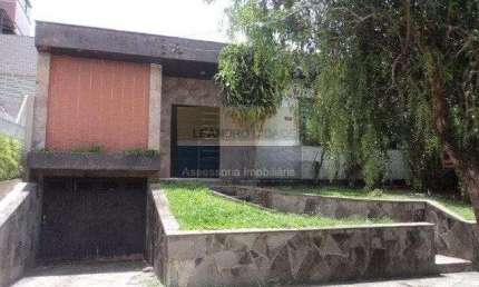 Terreno à venda no Bairro Vila Ipiranga com 200 m² de área privativa