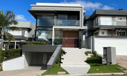 Casa de condomínio 4 dormitórios à venda no Bairro Condomínio Buena Vista com 335 m² de área privativa - 2 vagas de garagem