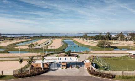 Terreno / Lote / Condomínio à venda no Bairro Sans Souci com 454 m² de área privativa