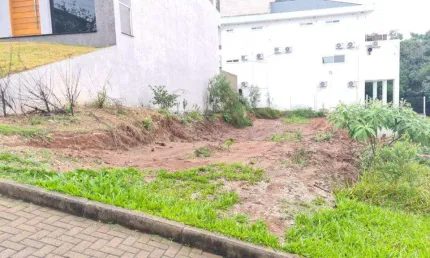 Terreno / lote / condomínio à venda no bairro condomínio buena vista com 330 m² de área privativa