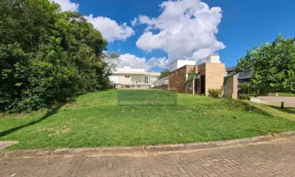 Terreno / Lote / Condomínio à venda no Bairro Condomínio Buena Vista com 330 m² de área privativa