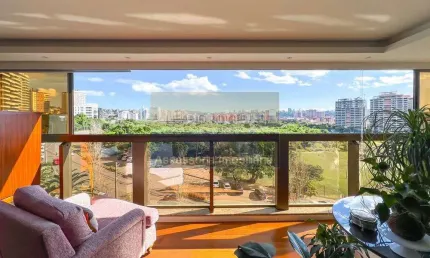 Apartamento 3 dormitórios à venda no Bairro Jardim Europa com 222 m² de área privativa - 3 vagas de garagem