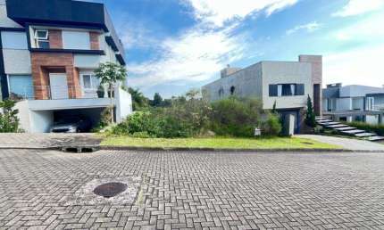 Terreno / Lote / Condomínio à venda no Bairro Condomínio Buena Vista com 330 m² de área privativa