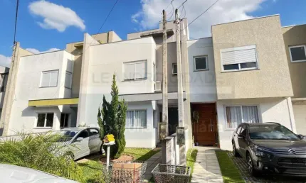 Casa de condomínio 3 dormitórios à venda no Bairro Alto Petrópolis com 159 m² de área privativa - 2 vagas de garagem