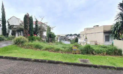 Terreno / Lote / Condomínio à venda no Bairro Condomínio Buena Vista com 330 m² de área privativa