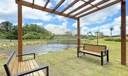 Terreno / Lote / Condomínio à venda no Bairro Vila Augusta com 335 m² de área privativa