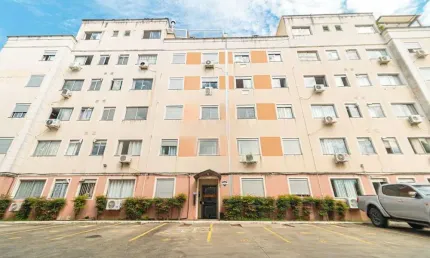 Apartamento 2 dormitórios à venda no Bairro Jardim Itú com 53 m² de área privativa - 1 vaga de garagem