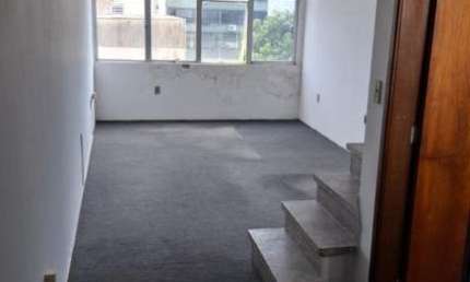 Conjunto Comercial / Sala à venda no Bairro Passo da Areia com 70 m² de área privativa