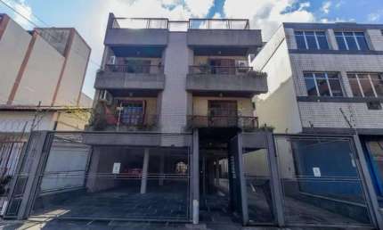 Cobertura 3 dormitórios à venda no Bairro Passo da Areia com 233 m² de área privativa - 3 vagas de garagem