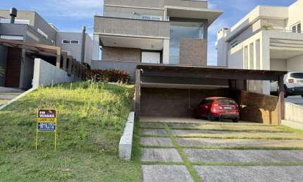 Casa de condomínio 3 dormitórios à venda no Bairro Condomínio Buena Vista com 227 m² de área privativa - 3 vagas de garagem