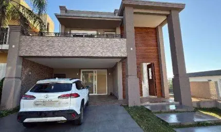 Casa de condomínio 4 dormitórios à venda no Bairro Condomínio Buena Vista com 300 m² de área privativa - 2 vagas de garagem