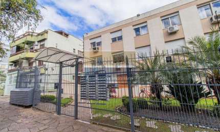 Apartamento 2 dormitórios à venda no Bairro Vila Ipiranga com 66 m² de área privativa - 2 vagas de garagem
