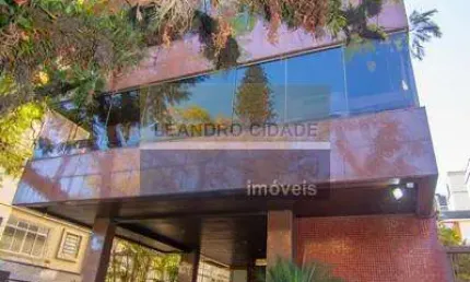 Cobertura 3 dormitórios à venda no Bairro Moinhos de Vento com 253 m² de área privativa