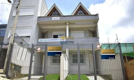 Casa 3 dormitórios à venda no Bairro Tarumã com 110 m² de área privativa - 1 vaga de garagem