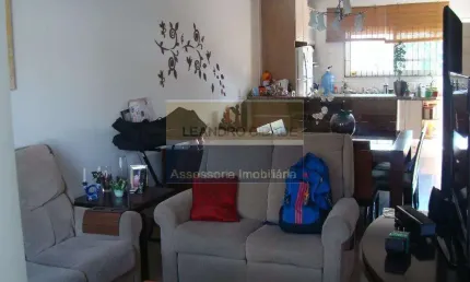 Casa 3 dormitórios à venda no Bairro São Sebastião com 233 m² de área privativa - 4 vagas de garagem