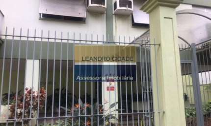 Cobertura 4 dormitórios à venda no Bairro Mont´Serrat com 217 m² de área privativa - 4 vagas de garagem