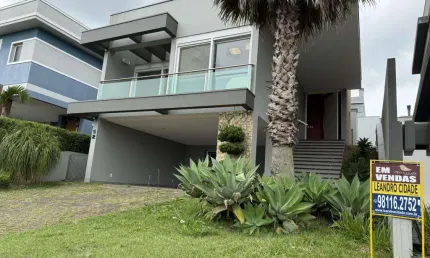 Casa de condomínio 3 dormitórios à venda no Bairro Condomínio Buena Vista com 206 m² de área privativa - 2 vagas de garagem