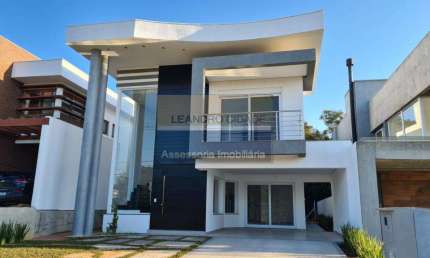 Casa de condomínio 4 dormitórios à venda no Bairro Condomínio Buena Vista com 284 m² de área privativa - 2 vagas de garagem