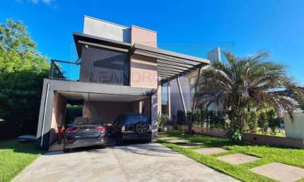 Casa de condomínio 3 dormitórios à venda no Bairro Condomínio Buena Vista com 250 m² de área privativa - 2 vagas de garagem