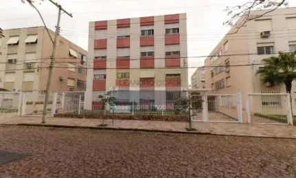 Apartamento 2 dormitórios à venda no Bairro São Sebastião com 61 m² de área privativa