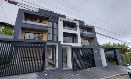 SOBRADO GEMINADO no FLORESTA com 3 quartos para VENDA, 178 m²