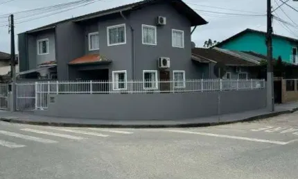 Sobrado geminado no morro do meio com 3 quartos para venda, 74 m²