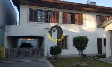 Casa com 340m², terreno de 530m², 4 dormitórios à venda no bairro jardim Social.