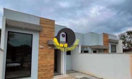 Casa na Praia com 90m² à venda no bairro Abranches, localizado na cidade de Itap