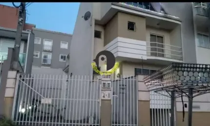 Sobrado triplex de 206m², 3 dorms  à venda, em condomínio, bairro guaíra, curiti