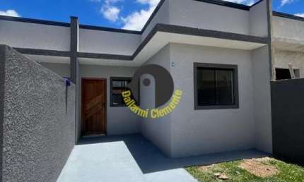 Casa de 43m², 2 dormitórios, acabamento de qualidade à venda no bairro Campo de