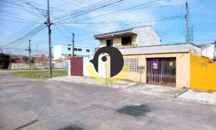 Terreno de 127,5m² com casa no bairro à venda no Jardim Torres no Uberaba, Curit