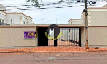 Sobrados de 120m² com 3 dormitórios em condomínio à venda no Jardim Morumbi em A