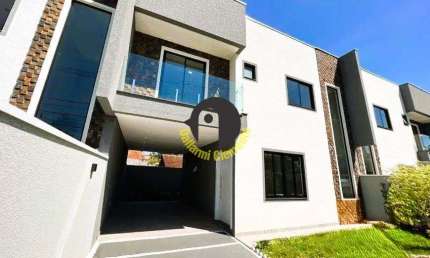 Lindo Sobrado com 3 Quartos, 3 suítes 127m² área privativa à venda, região centr