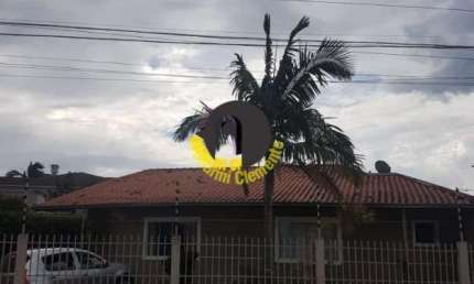 Casa de 125m², 3 dormitórios à venda no bairro Guaíra,  cidade, Curitiba - PR.