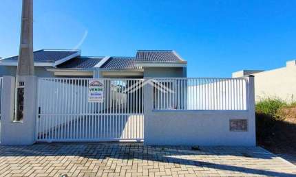 Casa com 3 dormitórios sendo 1 suíte à venda, 85 m² por R$ 399.000,00 para venda em Itapoá, Santa Catarina