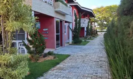 Casa em condomínio fechado com 3 quartos à venda na Rodovia BA-099 - Estrada do Côco, S/N, Guarajuba, Camaçari