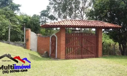Chácara com 3 quartos, 4.000 m² - Ótima localização!