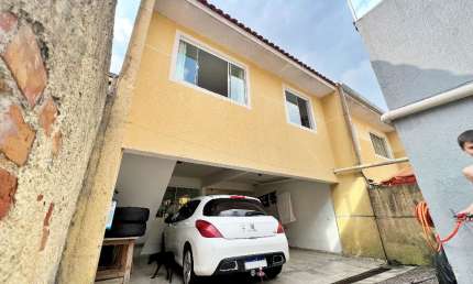 Casa com amplo quintal a venda no Bairro Parque da Fonte em São José dos Pinhais