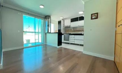 Apartamento 03 quartos com suíte semi mobiliado a venda no bairro Bom Jesus em São Jose dos Pinhais