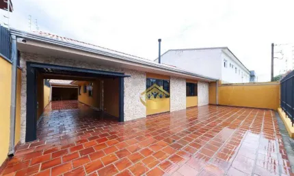 Casa térrea 4 dormitórios à venda, 201 m² por R$ 1.150.000 - Boa Vista - Curitiba/PR