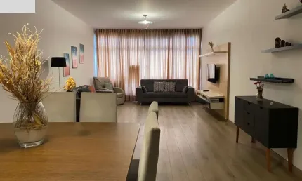 Apartamento à venda em Santos-SP, no Gonzaga: 3 quartos, 1 suíte, 1 sala, 3 banheiros, 1 vaga de garagem, 148,00 m² de área.