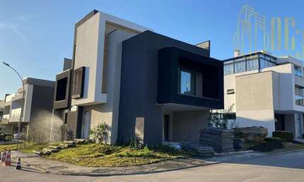 Casa em condomínio fechado com 4 quartos à venda na Rua Fernando de Noronha, 2590, Santa Cândida, Curitiba