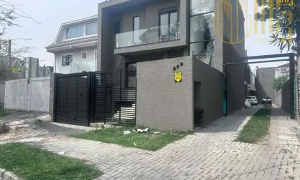 Casa com 3 quartos à venda na rua tenente ricardo kirch, 829, jardim das américas, curitiba, 350 m2 por r$ 870.000