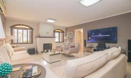 Casa com 3 quartos à venda no Jardim Planalto, Porto Alegre 
