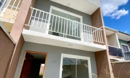 Sobrado 02 Quartos sendo um deles suíte - Próximo ao Borell