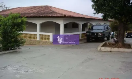 Encantadora Chácara à Venda - Refúgio de Luxo e Conforto
