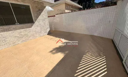 Casa nova com 3 dormitórios suítes, à venda, 135 m² por R$ 850.000 - Marapé - Santos/SP