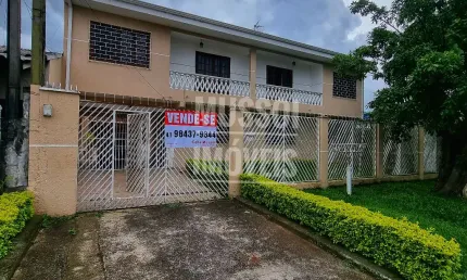 Casa com 3 quartos à venda na Rua Monte Nebo, 133, Pinheirinho, Curitiba