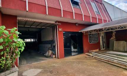 Casa comercial com 2 salas à venda na Rua Benjamin Antônio Ansai, Novo Mundo, Curitiba