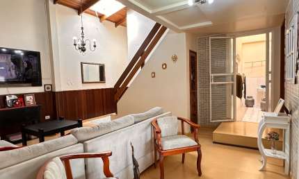 Casa Térrea com 3 Quartos em Pinhais – Terreno Amplo de 12x30m